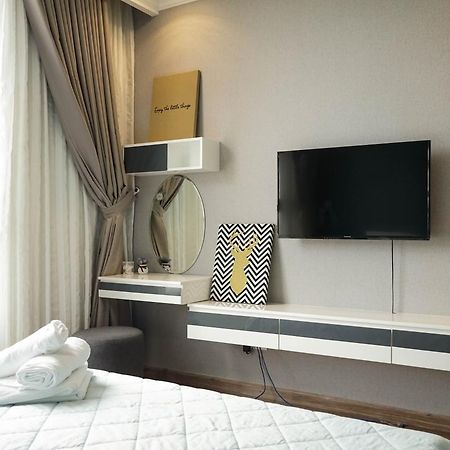 Luxury Apartment Vinhomes Thành Pho Ho Chí Minh Esterno foto